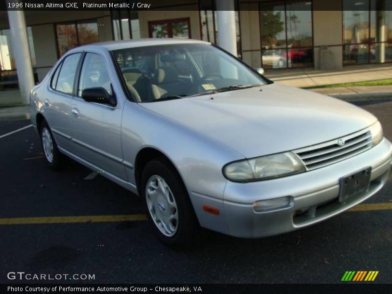 Platinum Metallic / Gray 1996 Nissan Altima GXE