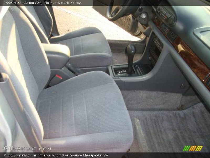 Platinum Metallic / Gray 1996 Nissan Altima GXE
