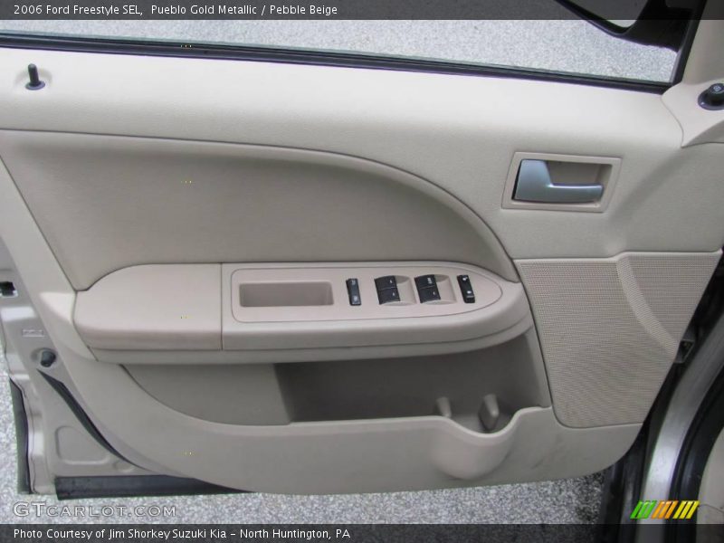 Pueblo Gold Metallic / Pebble Beige 2006 Ford Freestyle SEL
