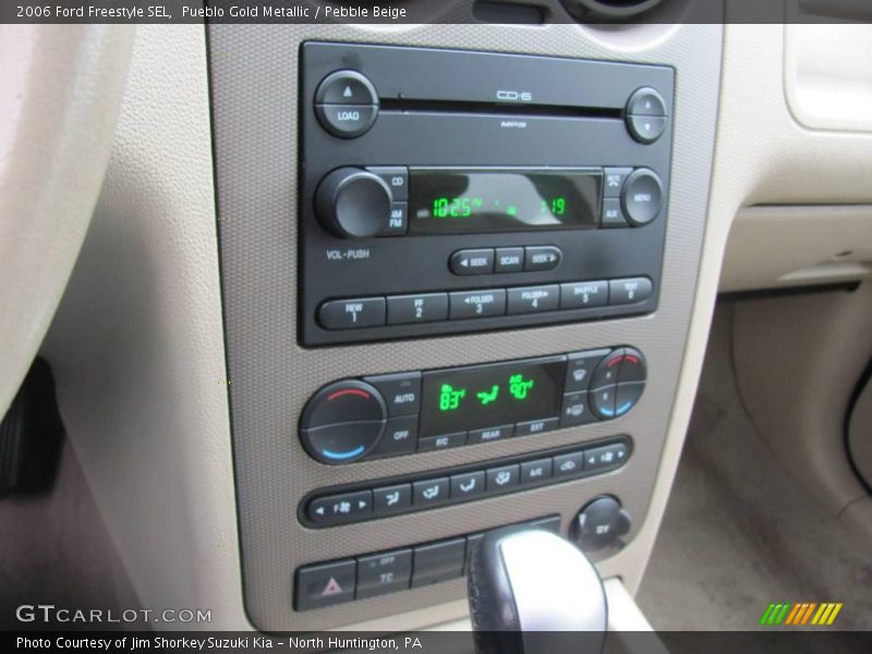 Pueblo Gold Metallic / Pebble Beige 2006 Ford Freestyle SEL