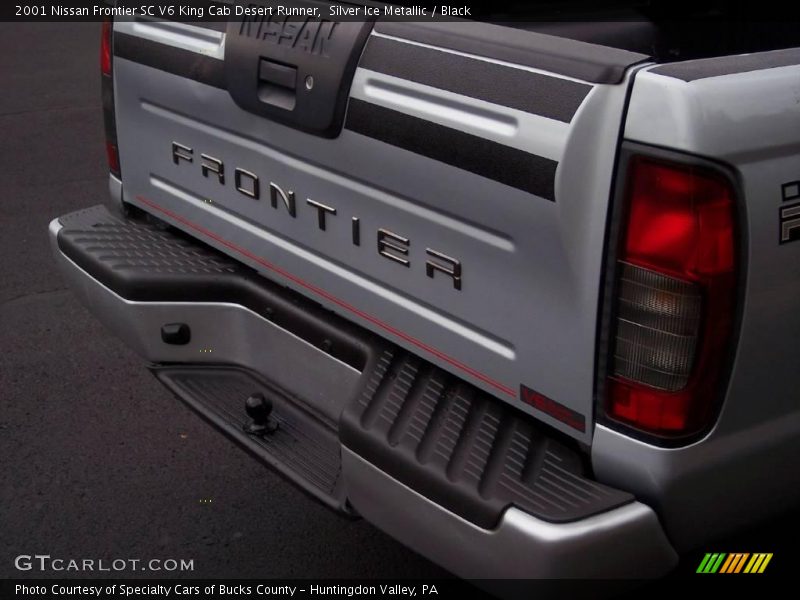 Silver Ice Metallic / Black 2001 Nissan Frontier SC V6 King Cab Desert Runner