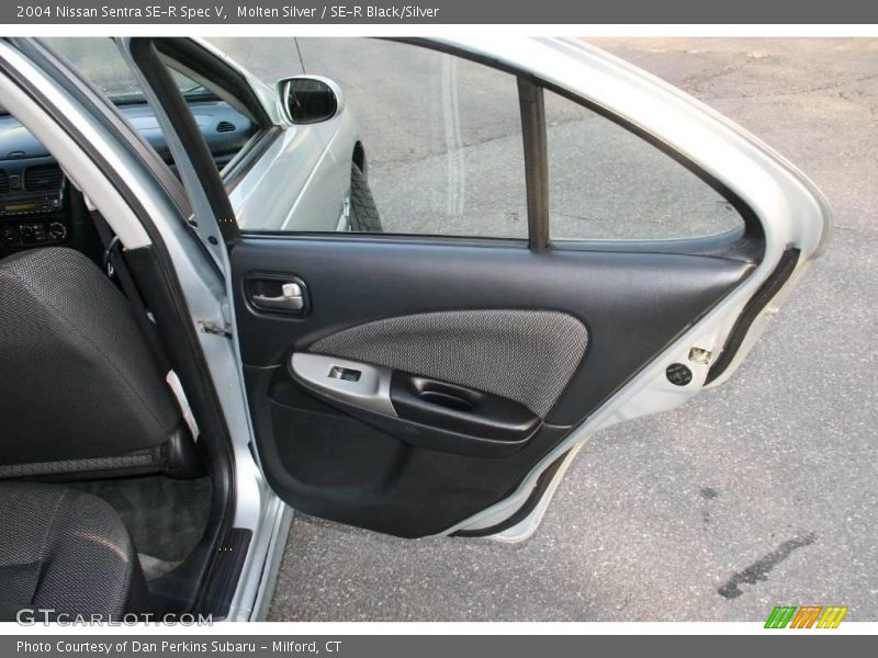 Molten Silver / SE-R Black/Silver 2004 Nissan Sentra SE-R Spec V
