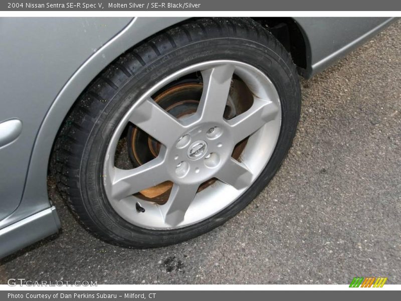 Molten Silver / SE-R Black/Silver 2004 Nissan Sentra SE-R Spec V