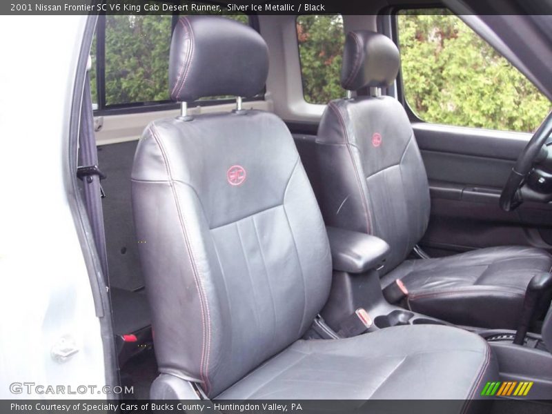 Silver Ice Metallic / Black 2001 Nissan Frontier SC V6 King Cab Desert Runner