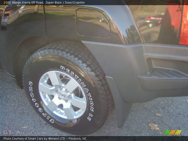 Super Black / Steel/Graphite 2005 Nissan Xterra Off Road