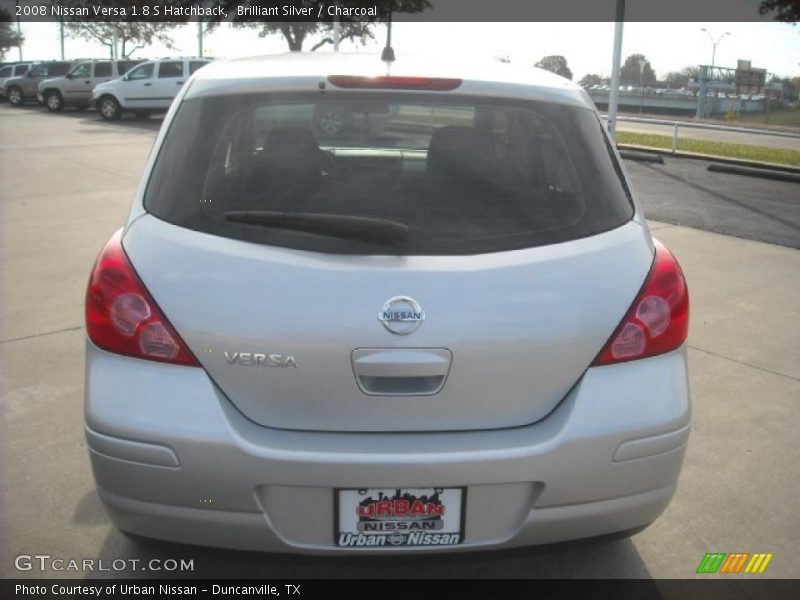 Brilliant Silver / Charcoal 2008 Nissan Versa 1.8 S Hatchback