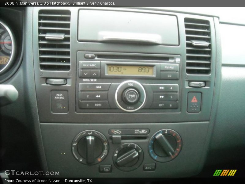 Brilliant Silver / Charcoal 2008 Nissan Versa 1.8 S Hatchback