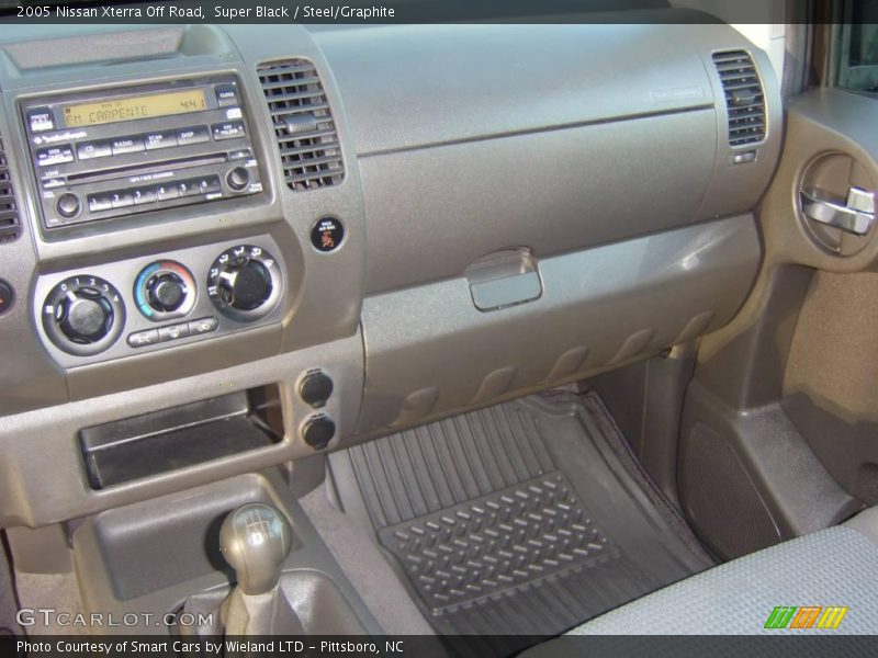 Super Black / Steel/Graphite 2005 Nissan Xterra Off Road