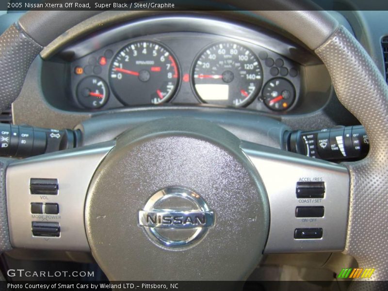 Super Black / Steel/Graphite 2005 Nissan Xterra Off Road