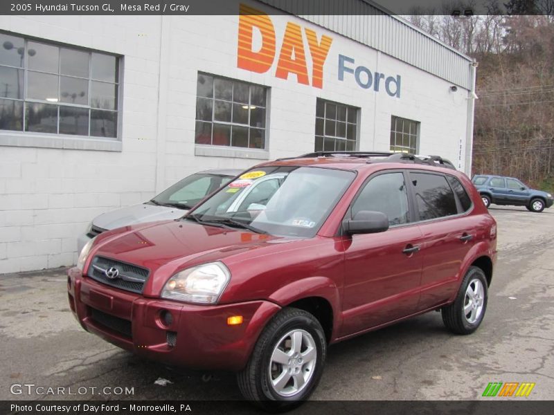 Mesa Red / Gray 2005 Hyundai Tucson GL