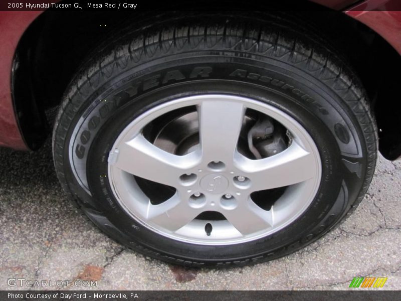 Mesa Red / Gray 2005 Hyundai Tucson GL