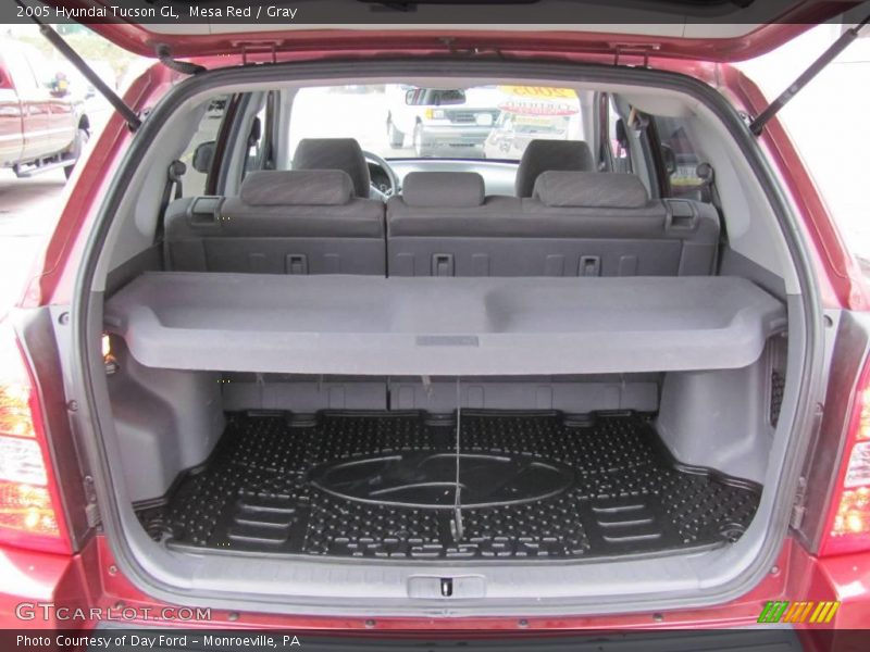 Mesa Red / Gray 2005 Hyundai Tucson GL