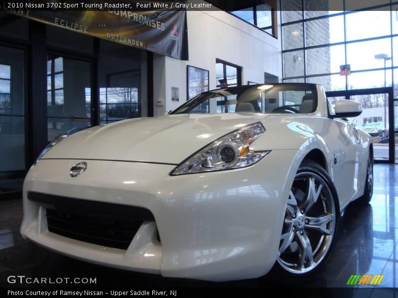 Pearl White / Gray Leather 2010 Nissan 370Z Sport Touring Roadster
