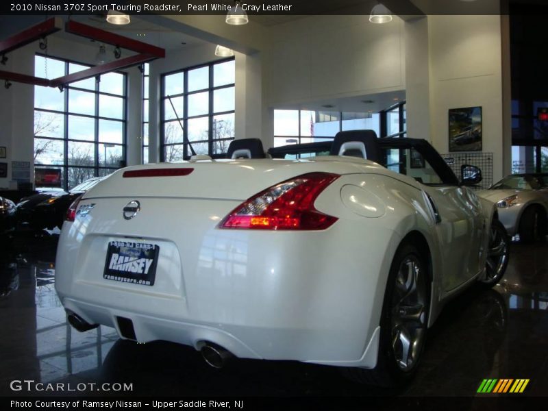 Pearl White / Gray Leather 2010 Nissan 370Z Sport Touring Roadster