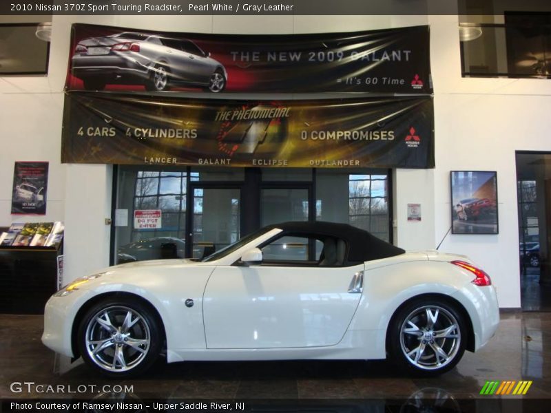 Pearl White / Gray Leather 2010 Nissan 370Z Sport Touring Roadster