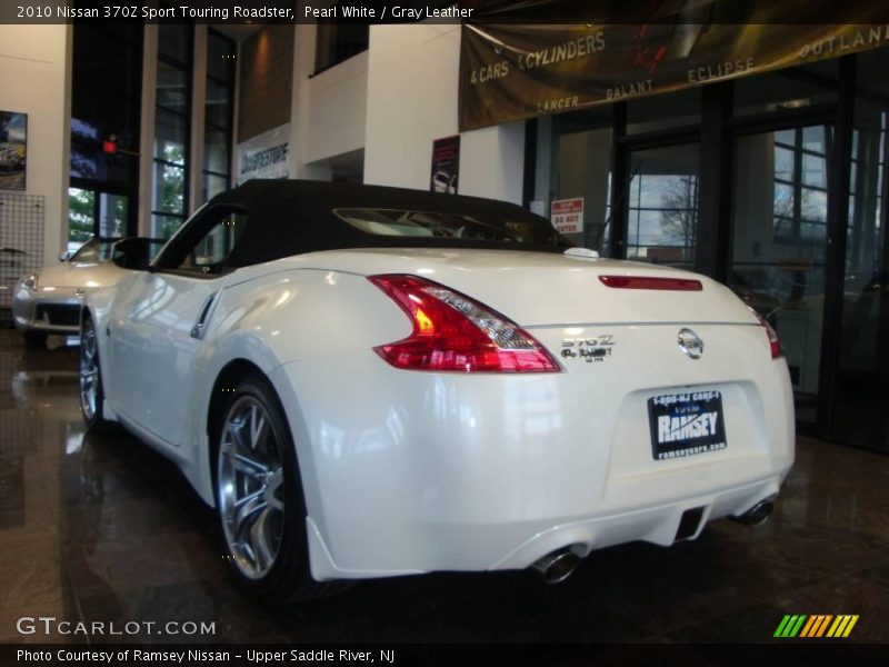 Pearl White / Gray Leather 2010 Nissan 370Z Sport Touring Roadster