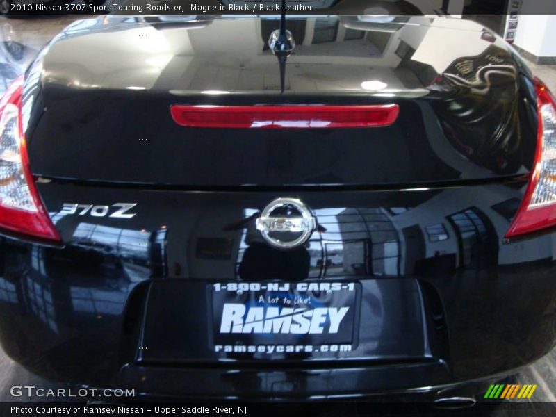 Magnetic Black / Black Leather 2010 Nissan 370Z Sport Touring Roadster
