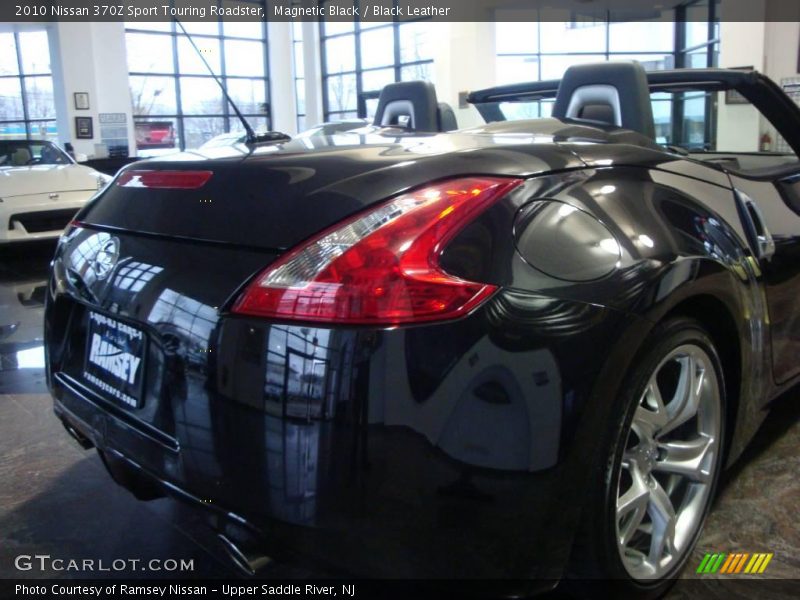 Magnetic Black / Black Leather 2010 Nissan 370Z Sport Touring Roadster
