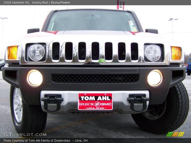 Victory Red / Ebony/Pewter 2009 Hummer H3