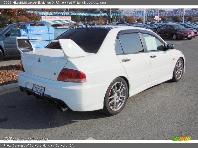 Wicked White / Black Alcantara 2006 Mitsubishi Lancer Evolution IX RS