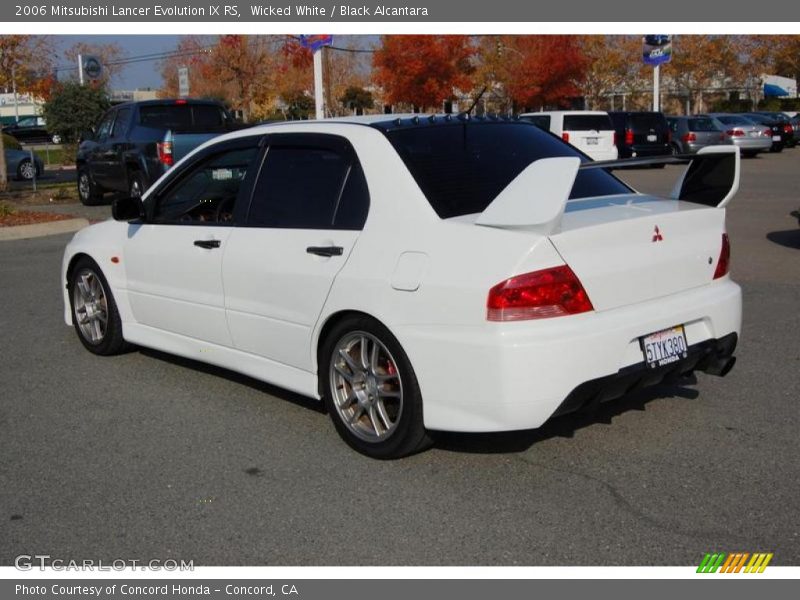Wicked White / Black Alcantara 2006 Mitsubishi Lancer Evolution IX RS