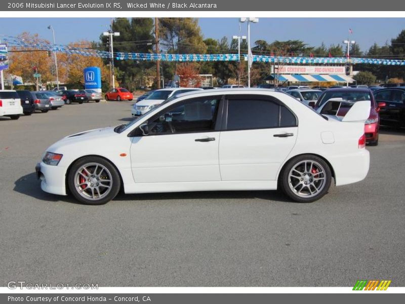 Wicked White / Black Alcantara 2006 Mitsubishi Lancer Evolution IX RS