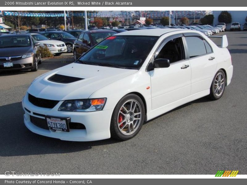 Wicked White / Black Alcantara 2006 Mitsubishi Lancer Evolution IX RS