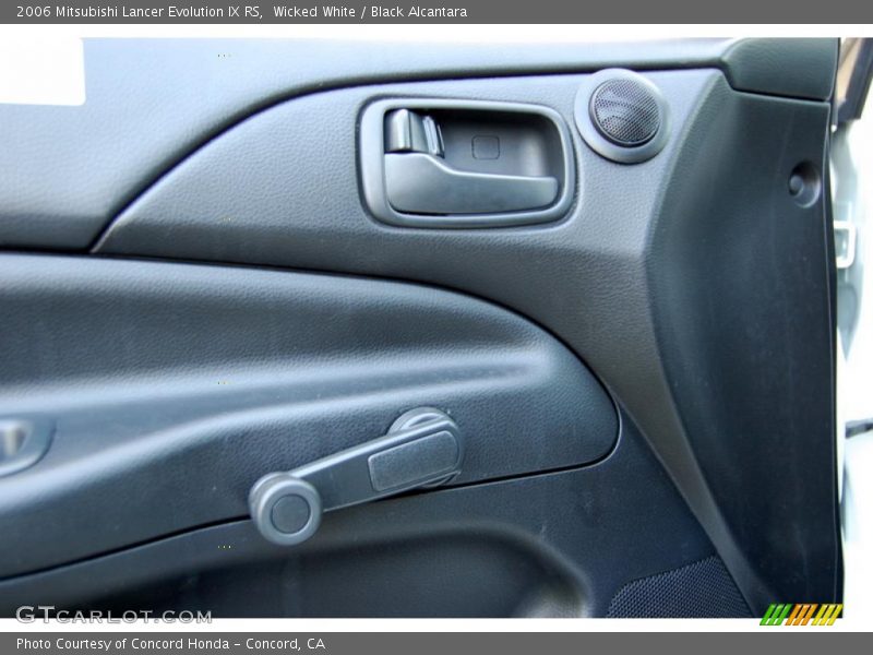 Wicked White / Black Alcantara 2006 Mitsubishi Lancer Evolution IX RS