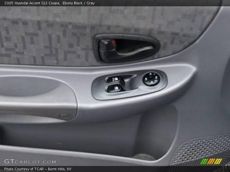 Ebony Black / Gray 2005 Hyundai Accent GLS Coupe