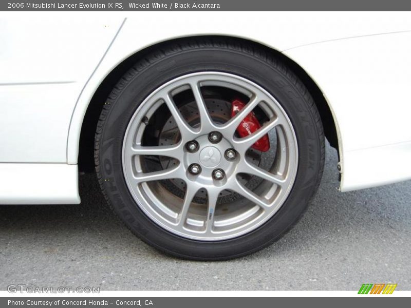 Wicked White / Black Alcantara 2006 Mitsubishi Lancer Evolution IX RS