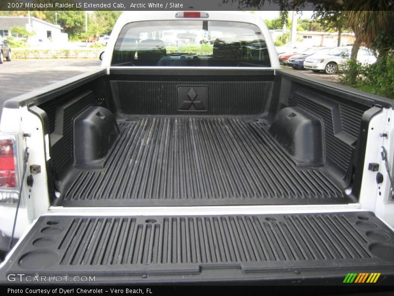 Arctic White / Slate 2007 Mitsubishi Raider LS Extended Cab