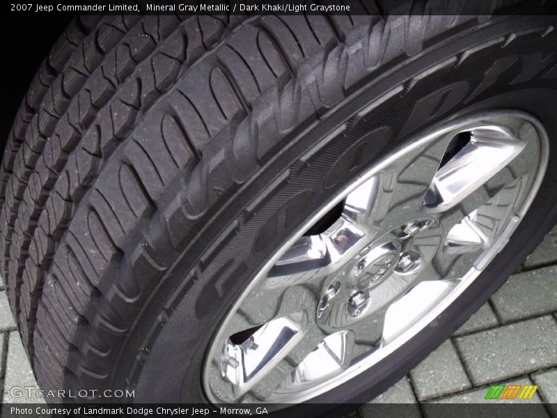 Mineral Gray Metallic / Dark Khaki/Light Graystone 2007 Jeep Commander Limited