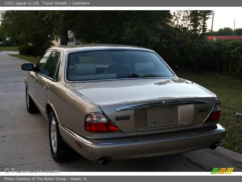 Topaz Metallic / Cashmere 2002 Jaguar XJ XJ8