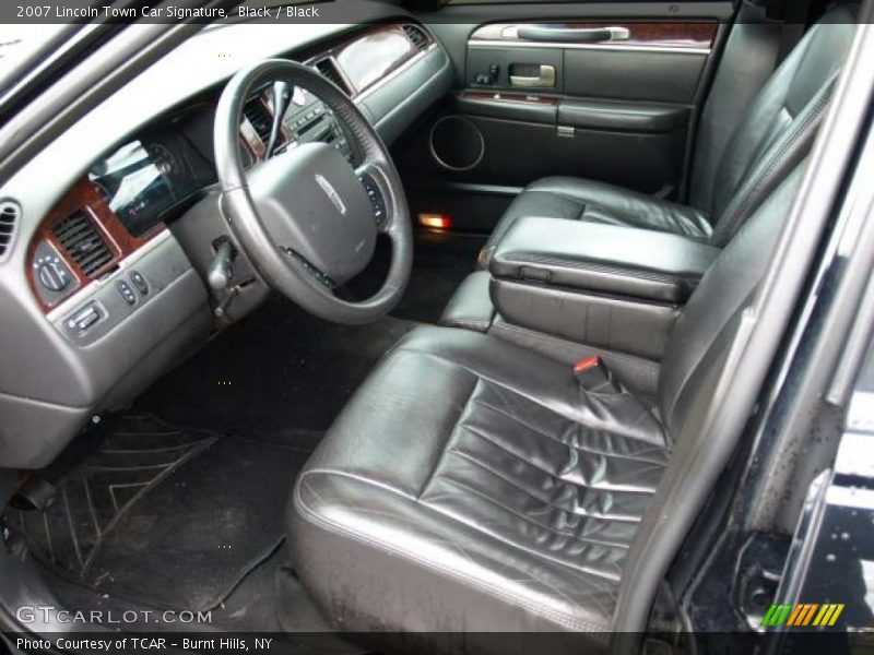 Black / Black 2007 Lincoln Town Car Signature