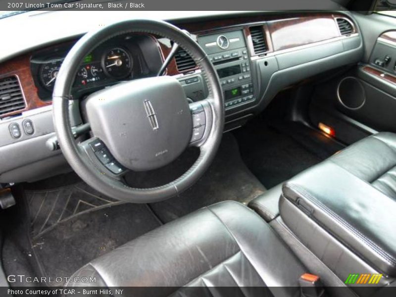 Black / Black 2007 Lincoln Town Car Signature