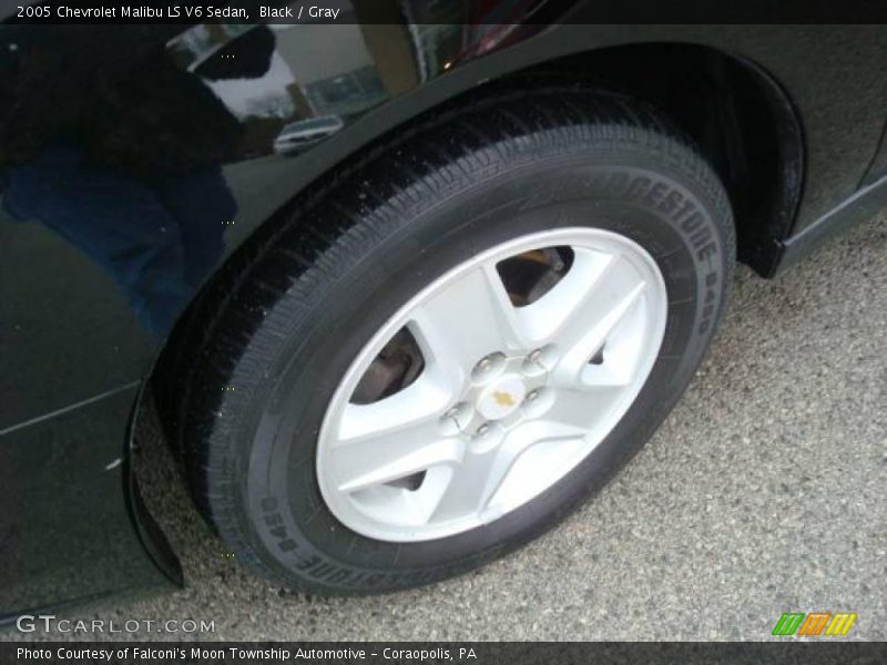 Black / Gray 2005 Chevrolet Malibu LS V6 Sedan