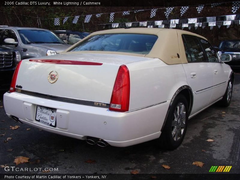 White Lightning / Cashmere 2006 Cadillac DTS Luxury
