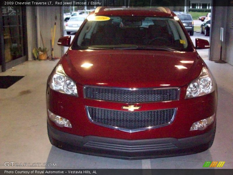 Red Jewel Tintcoat / Ebony 2009 Chevrolet Traverse LT
