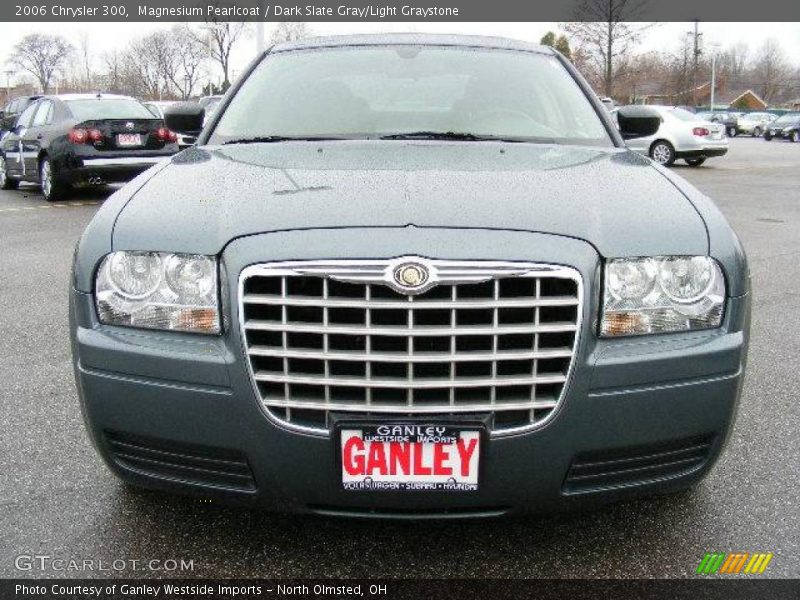 Magnesium Pearlcoat / Dark Slate Gray/Light Graystone 2006 Chrysler 300
