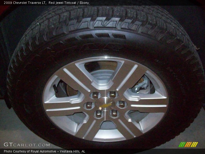 Red Jewel Tintcoat / Ebony 2009 Chevrolet Traverse LT