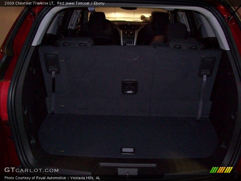 Red Jewel Tintcoat / Ebony 2009 Chevrolet Traverse LT