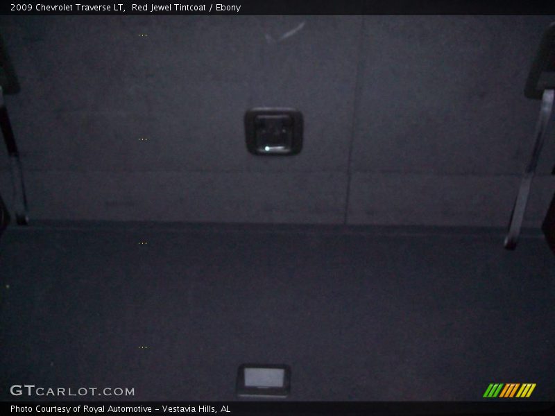 Red Jewel Tintcoat / Ebony 2009 Chevrolet Traverse LT