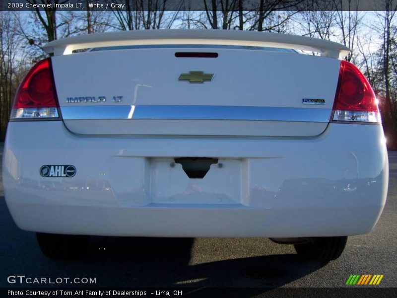 White / Gray 2009 Chevrolet Impala LT