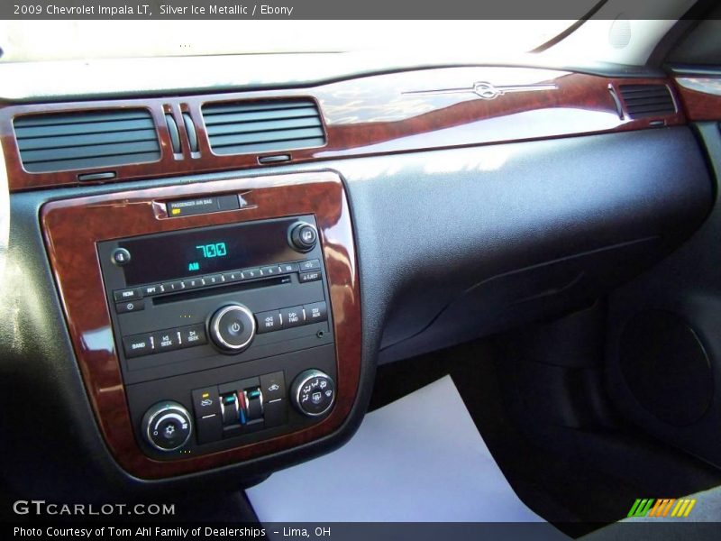 Silver Ice Metallic / Ebony 2009 Chevrolet Impala LT