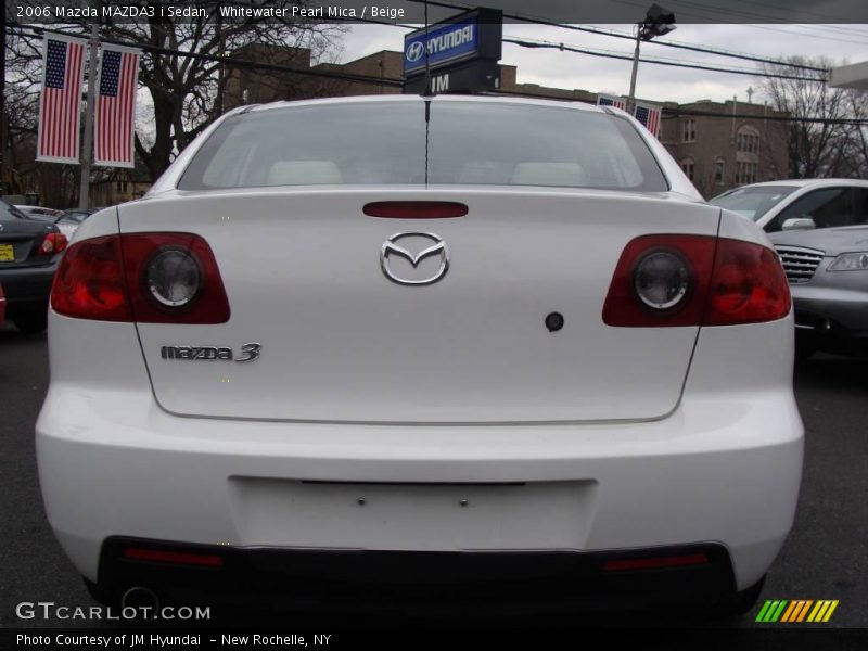 Whitewater Pearl Mica / Beige 2006 Mazda MAZDA3 i Sedan