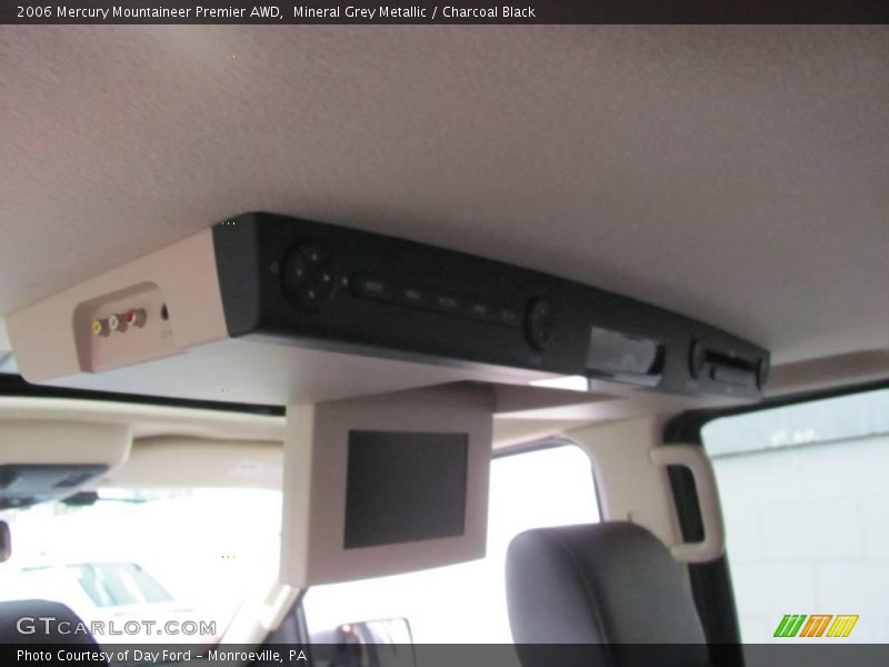 Mineral Grey Metallic / Charcoal Black 2006 Mercury Mountaineer Premier AWD