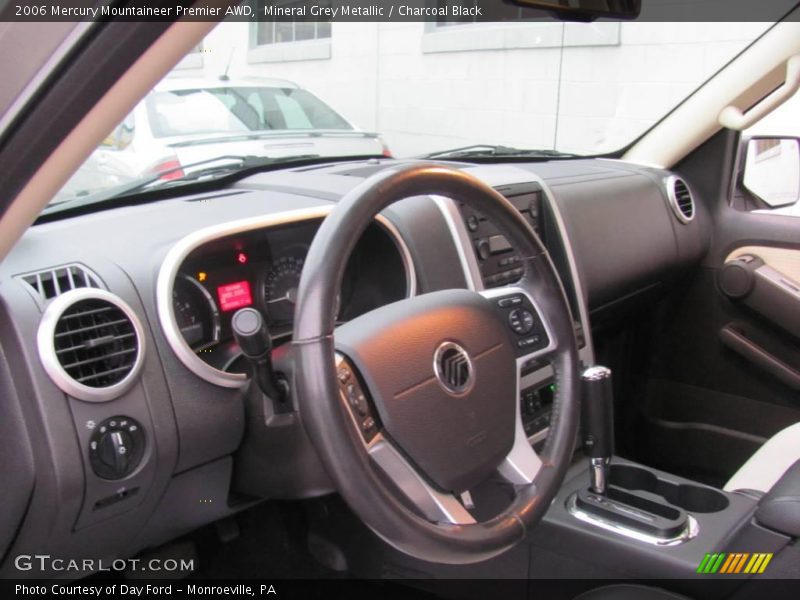Mineral Grey Metallic / Charcoal Black 2006 Mercury Mountaineer Premier AWD