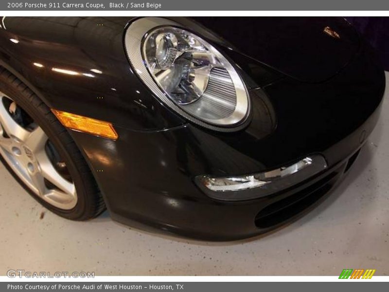 Black / Sand Beige 2006 Porsche 911 Carrera Coupe