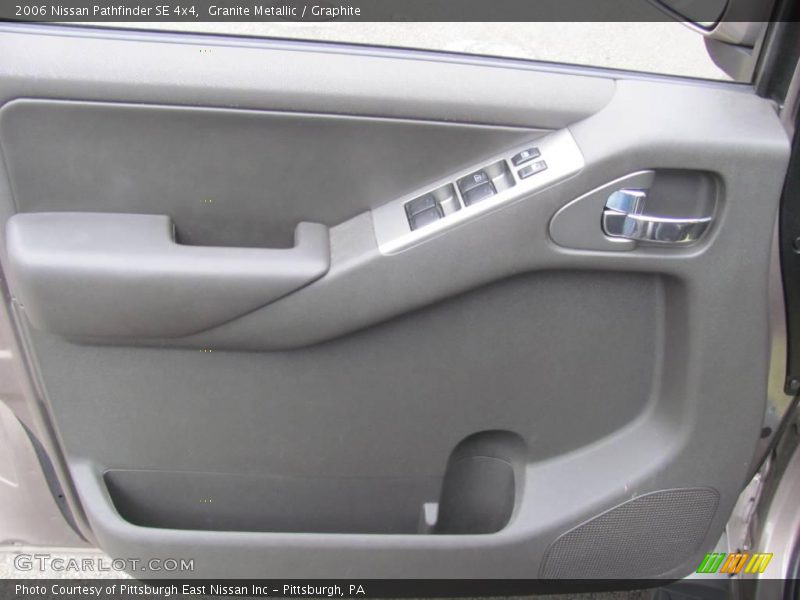 Granite Metallic / Graphite 2006 Nissan Pathfinder SE 4x4