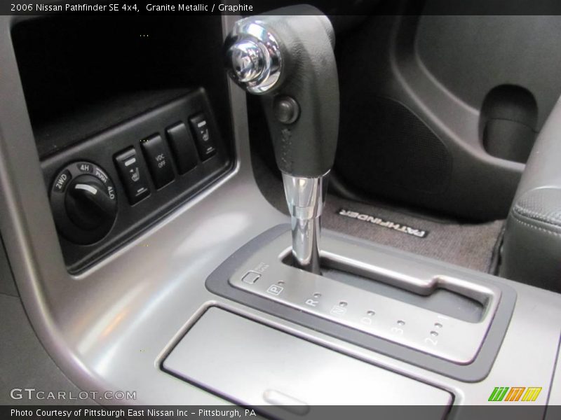 Granite Metallic / Graphite 2006 Nissan Pathfinder SE 4x4